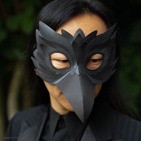 diy raven mask